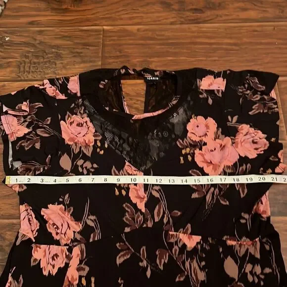Torrid Black Pink Roses Floral Lace Detailing In Front Dress Contemporary - Picture 6 of 11